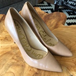 Sam Edelman pumps